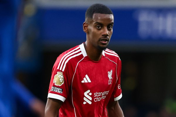 卡拉格:利物浦花那么多钱买两个时尚,不知说念要奈何安排一齐上场