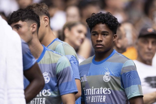 ESPN:曼联和维拉也柔顺过恩德里克,但因为不给买断是以拔除